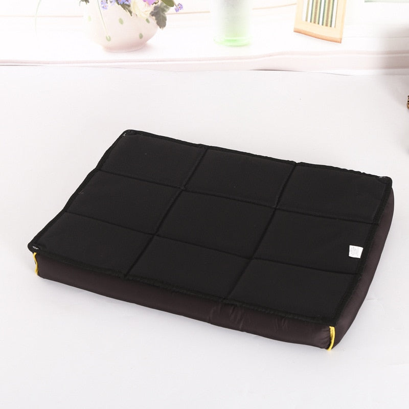 Waterproof bed for small to medium-sized dogs